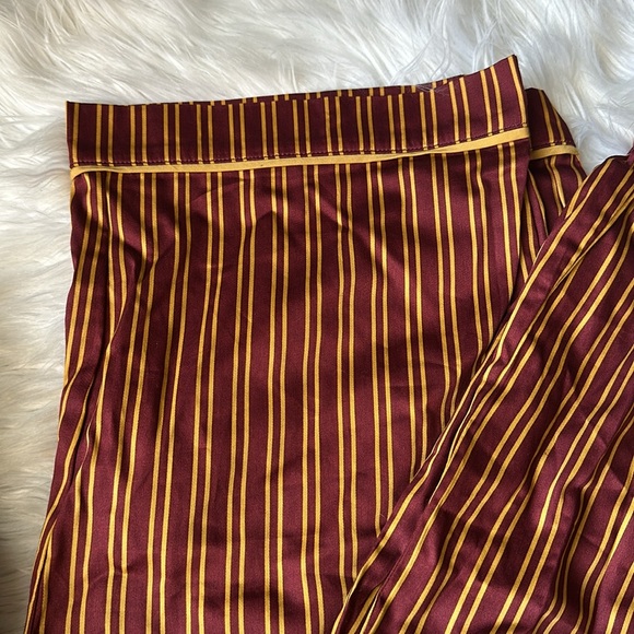 Pottery Barn Gryffindor Pajamas - Picture 5 of 7